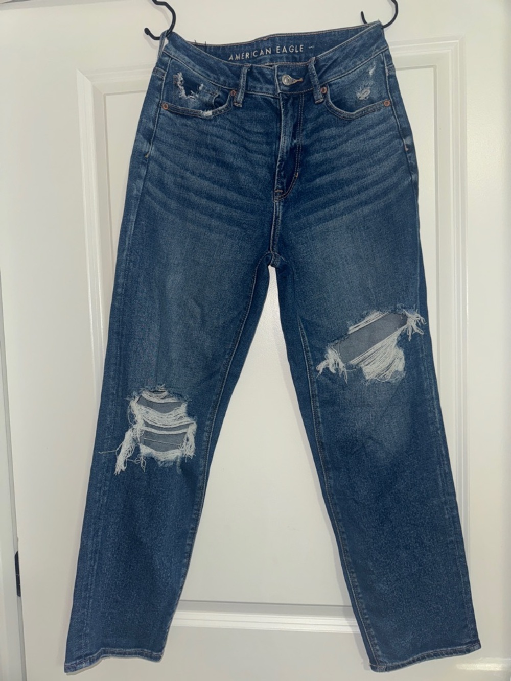American Eagle Distressed Straight Leg Jeans Size 6 Stretch